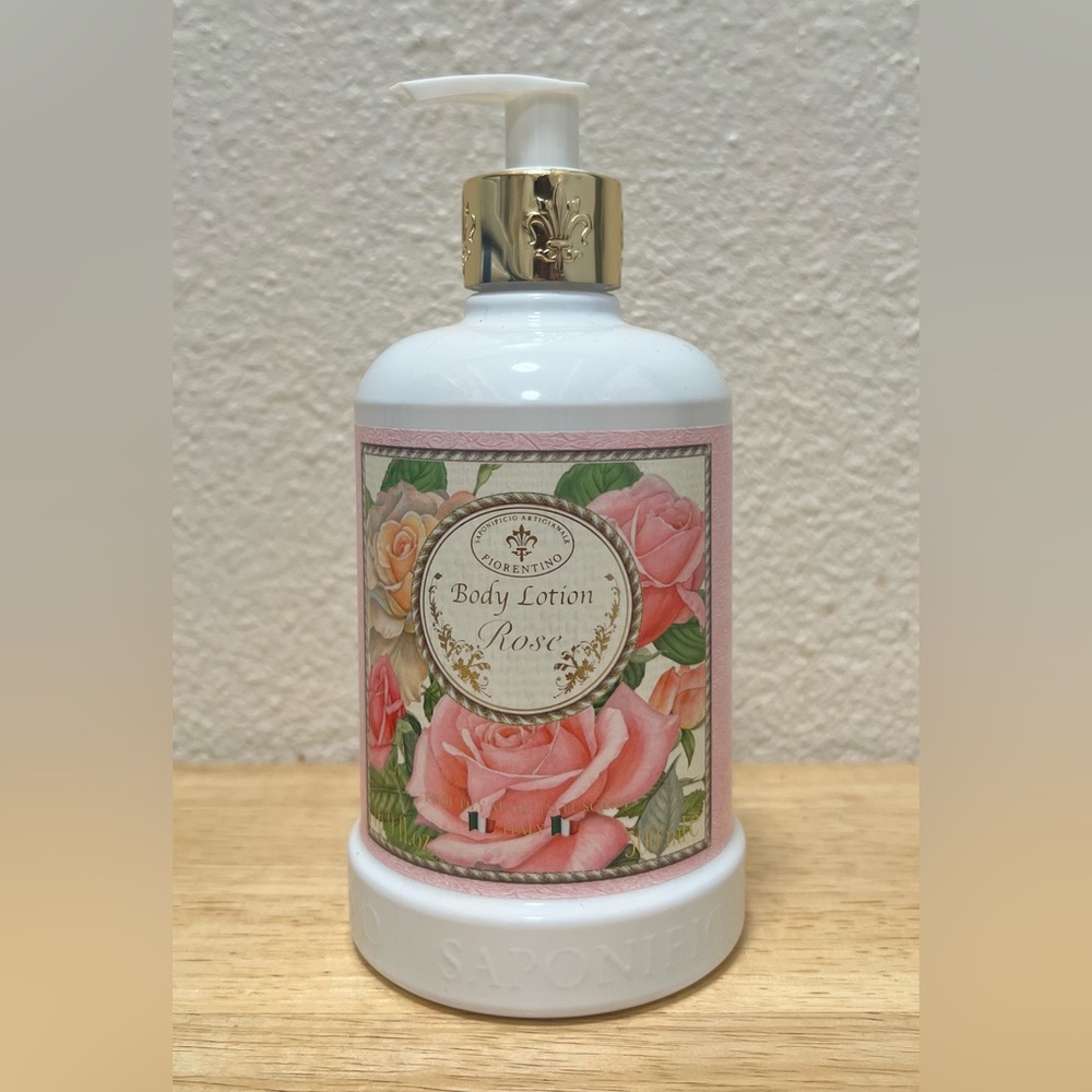 NWOT Fiorentino Rosa Body Lotion - Rose